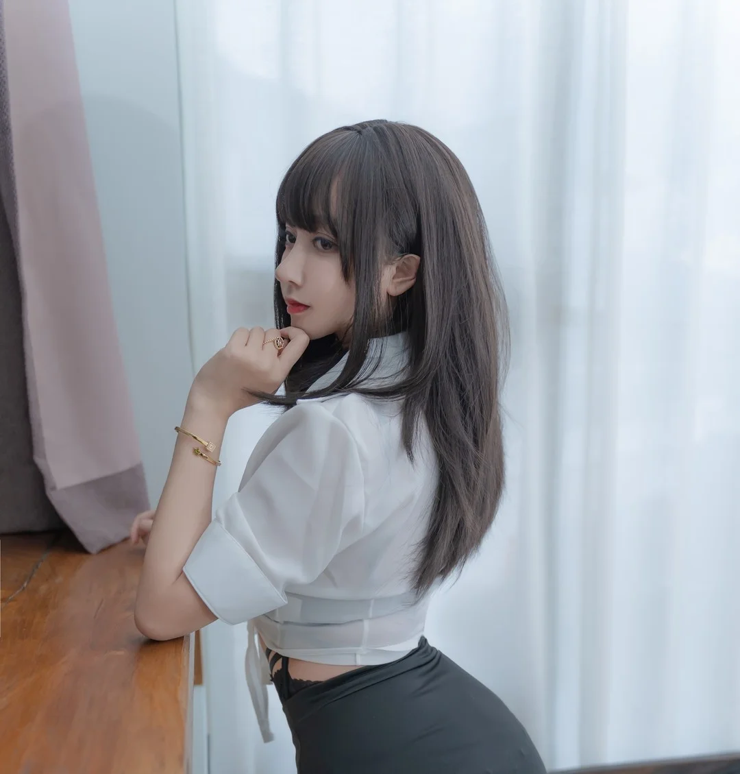 过期米线线喵写真图片(5)